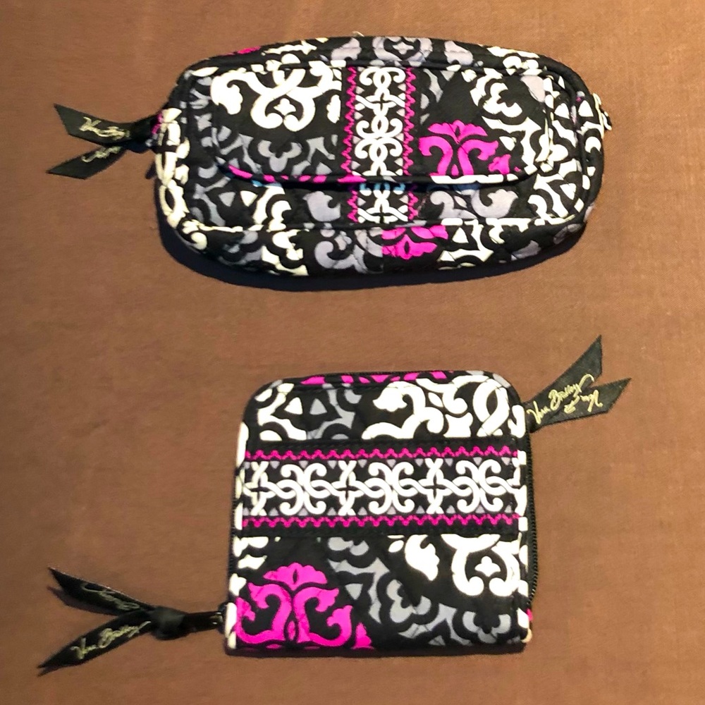 Vera Bradley wallet & case in Canterberry Magenta